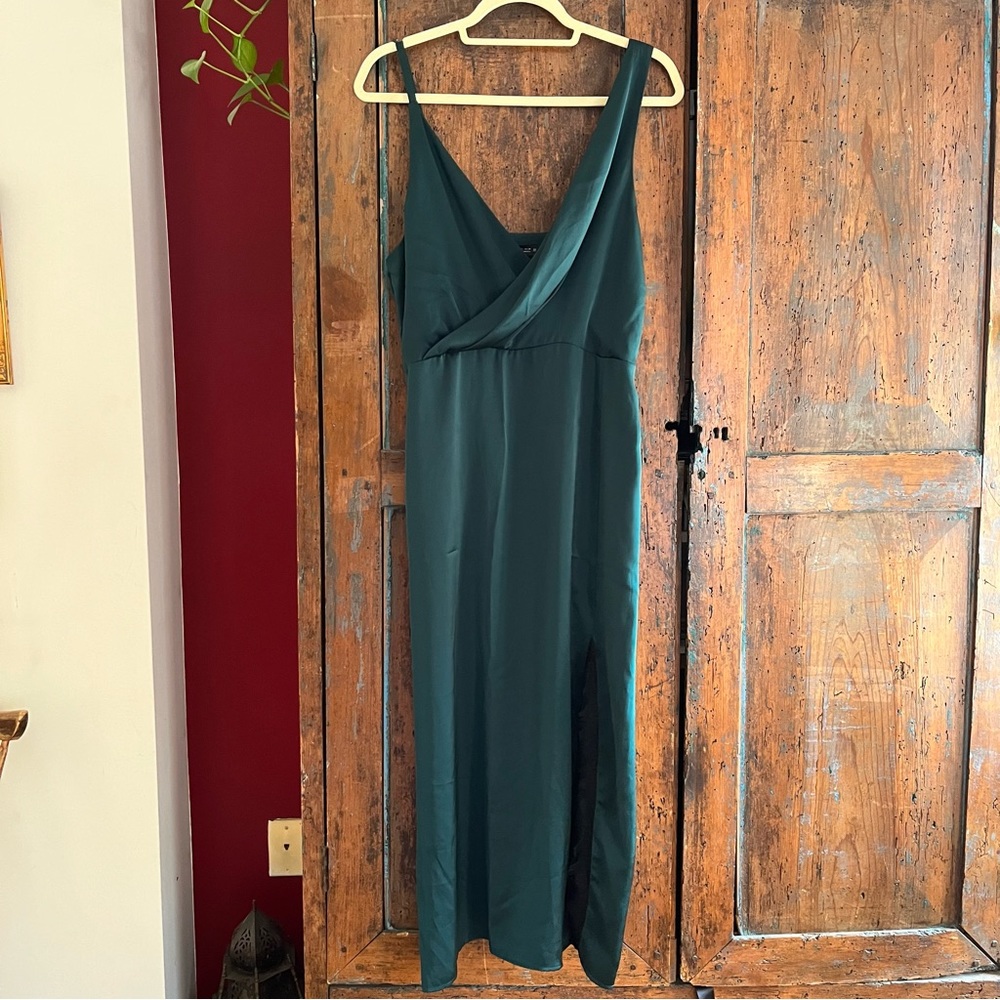 Zara like-new satin emerald green slip dress with black lace at the slit